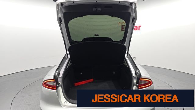 2018 Kia Stinger - Thumbnail 10