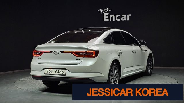 2017 Renault Korea SM6 - Thumbnail 13