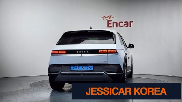 2022 Hyundai Ioniq 5 - Thumbnail 11