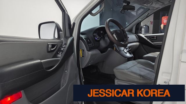2019 Hyundai The New Grand Starex - Thumbnail 19