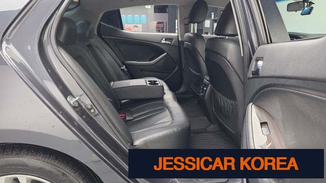 2011 Kia K5 - Thumbnail 13