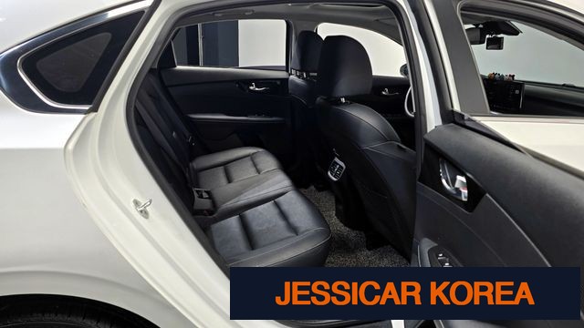 2022 Kia The New K3 2nd Generation - Thumbnail 8