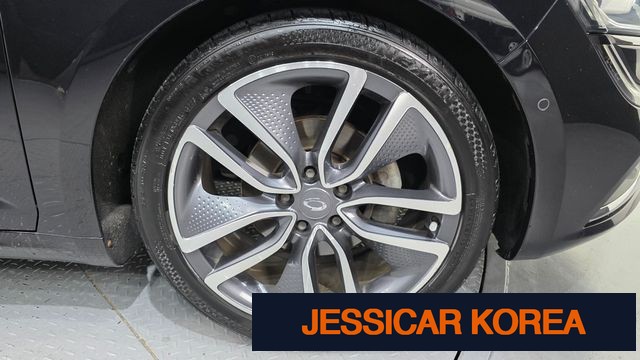 2016 Renault Korea SM6 - Thumbnail 5