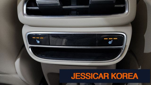 2022 Genesis GV80 - Thumbnail 17