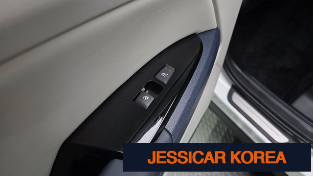 2022 Kia Sportage 5th Gen - Thumbnail 8