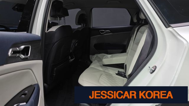 2022 Kia Sportage 5th Gen - Thumbnail 10
