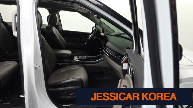 2024 Kia The New Carnival 4th generation - Thumbnail 5
