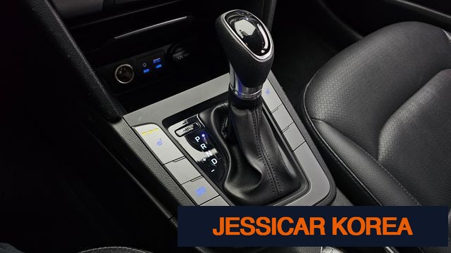 2018 Hyundai Avante AD - Thumbnail 3