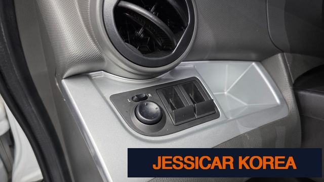 2013 Chevrolet Spark - Thumbnail 17