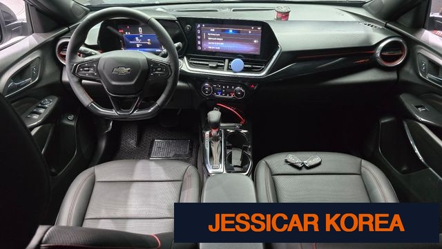 2024 Chevrolet Trax Crossover - Thumbnail 3