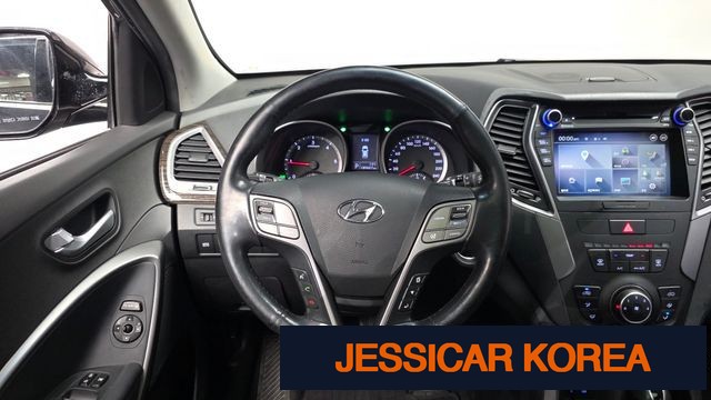 2013 Hyundai Santa Fe DM - Thumbnail 4