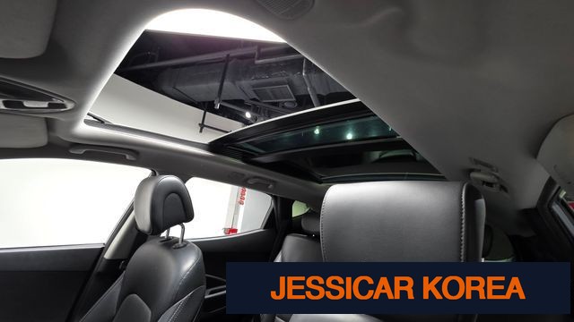 2013 Hyundai Santa Fe DM - Thumbnail 8
