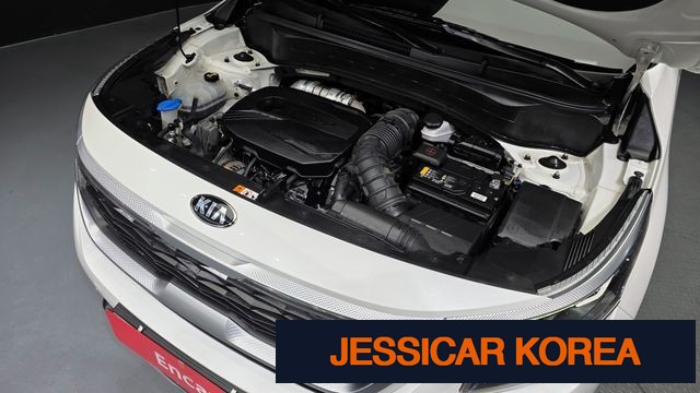 2020 Kia Seltos - Thumbnail 11