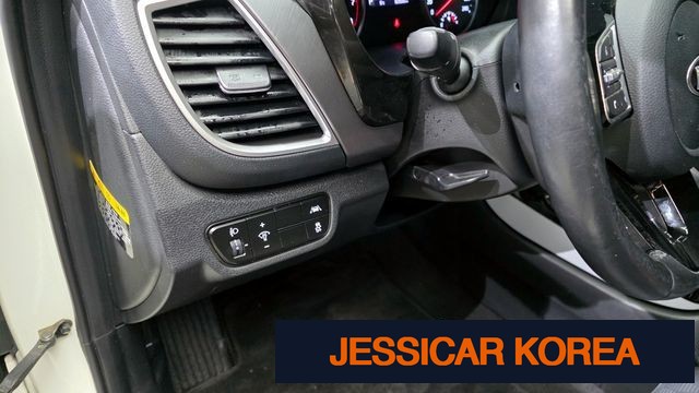 2020 Kia Seltos - Thumbnail 19