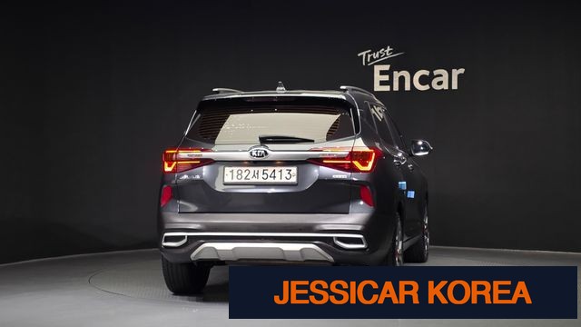 2020 Kia Seltos - Thumbnail 13