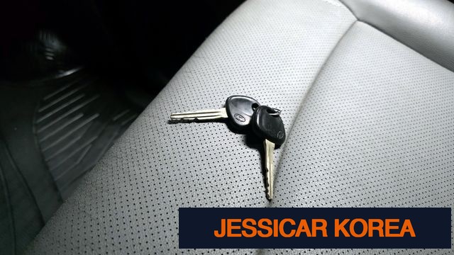 2012 Hyundai Grand Starex - Thumbnail 8