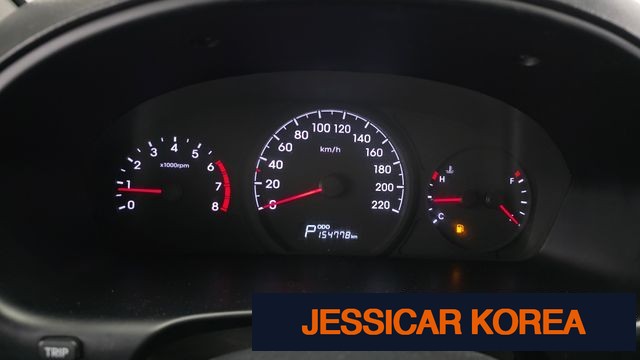 2018 Hyundai Grand Starex - Thumbnail 19