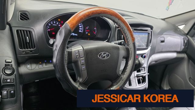 2018 Hyundai Grand Starex - Thumbnail 20