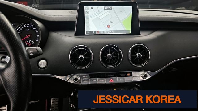 2020 Kia Stinger - Thumbnail 8