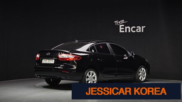 2011 Renault Korea New SM3 - Thumbnail 19