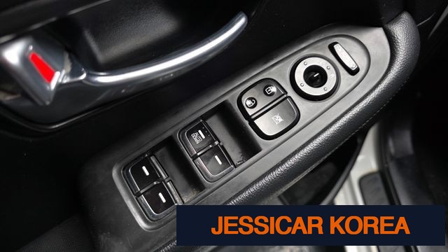 2018 Kia The New Karen's - Thumbnail 17