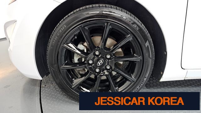 2015 Hyundai The New Avante - Thumbnail 17