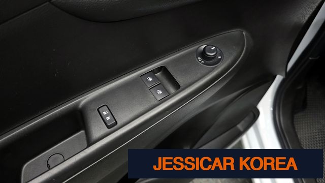 2017 Chevrolet The Next Spark - Thumbnail 3
