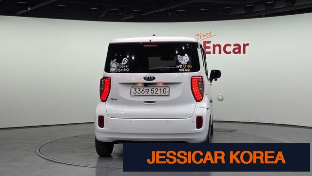 2017 Kia Ray - Thumbnail 13