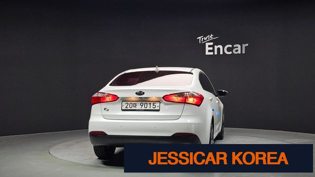 2015 Kia K3 - Thumbnail 9