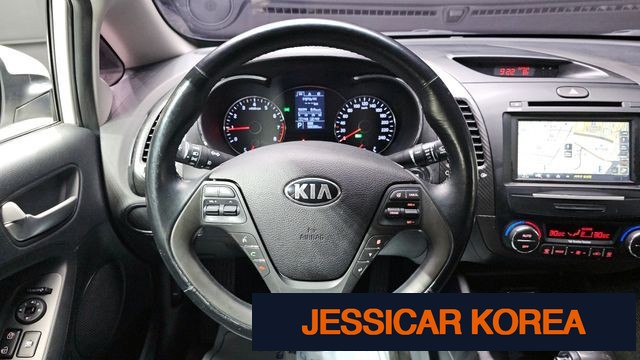 2015 Kia K3 - Thumbnail 13