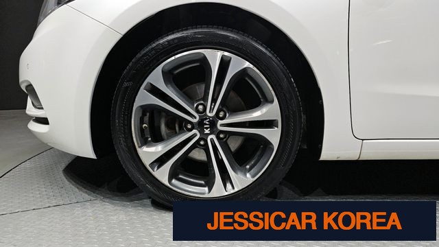 2015 Kia K3 - Thumbnail 14