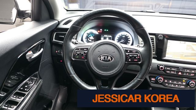 2018 Kia Niro - Thumbnail 17