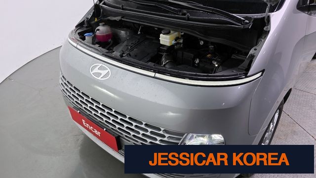 2025 Hyundai Staria - Thumbnail 4