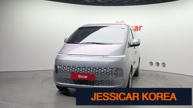 2025 Hyundai Staria - Thumbnail 10