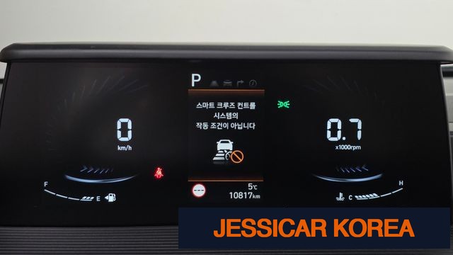 2025 Hyundai Staria - Thumbnail 15