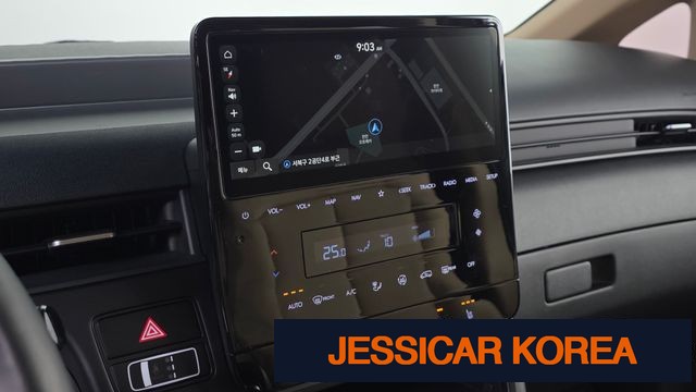 2025 Hyundai Staria - Thumbnail 16