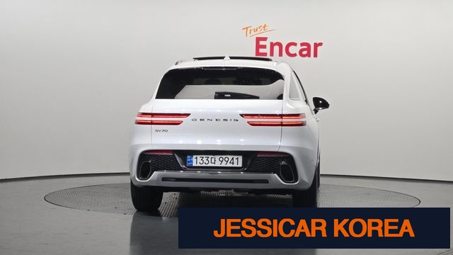 2023 Genesis GV70 - Thumbnail 5