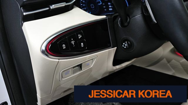 2023 Genesis GV70 - Thumbnail 10