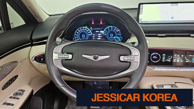 2023 Genesis GV70 - Thumbnail 18