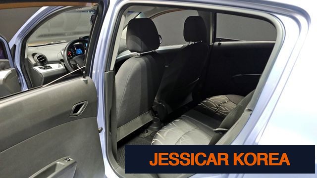 2015 Chevrolet Spark - Thumbnail 4