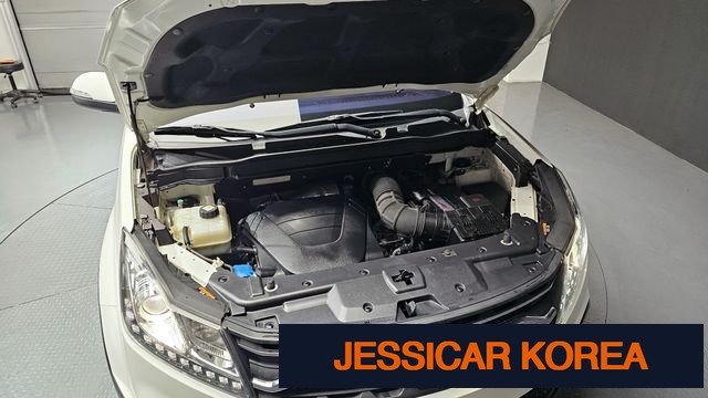 2017 KG Mobility New Style Korando C - Thumbnail 16
