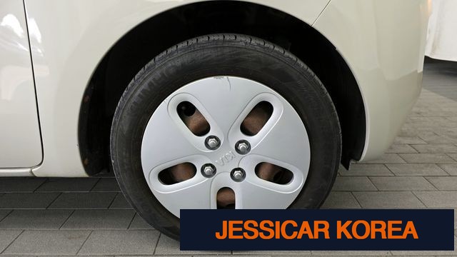 2012 Kia Ray - Thumbnail 18
