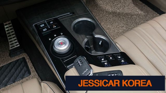 2023 Kia K8 Hybrid - Thumbnail 13