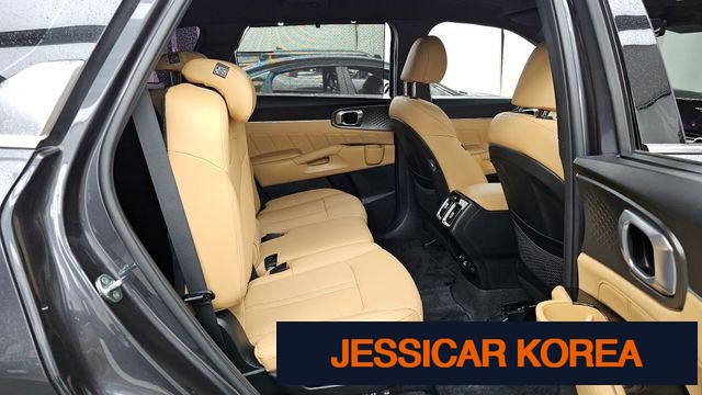 2023 Kia Sorento 4th Gen - Thumbnail 5