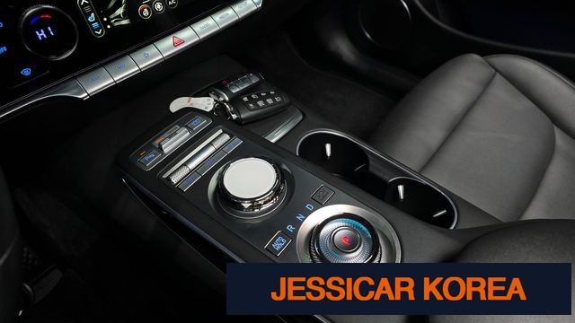 2024 Genesis GV70 - Thumbnail 4