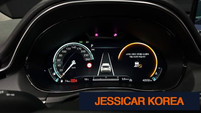 2024 Genesis GV70 - Thumbnail 10