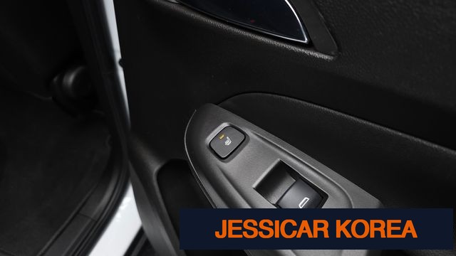 2023 Chevrolet Bolt EUV - Thumbnail 14