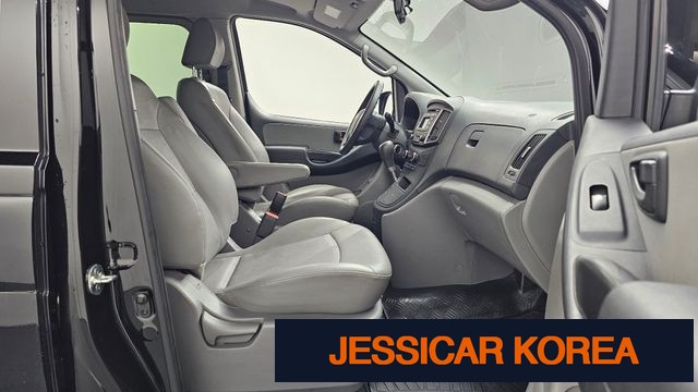 2020 Hyundai The New Grand Starex - Thumbnail 3