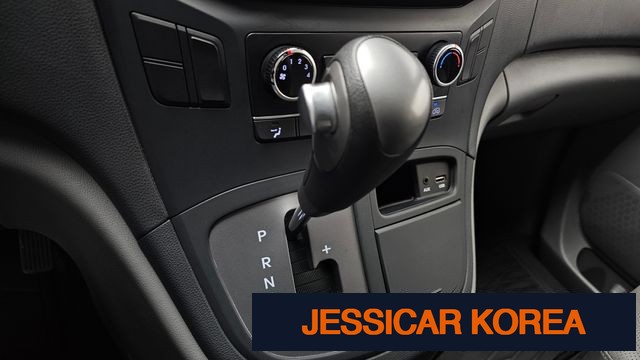 2020 Hyundai The New Grand Starex - Thumbnail 18