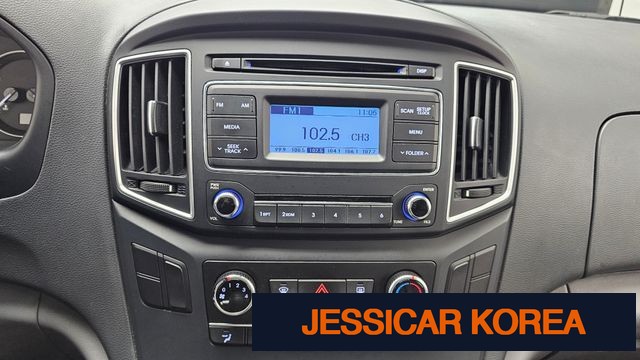 2020 Hyundai The New Grand Starex - Thumbnail 19